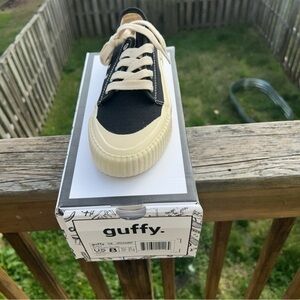 New With Box‎ Guffy's Womens Black Sneaker Size 8 🔥🔥